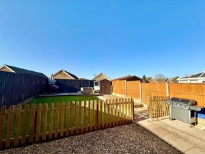 Photo 7- click for photo gallery